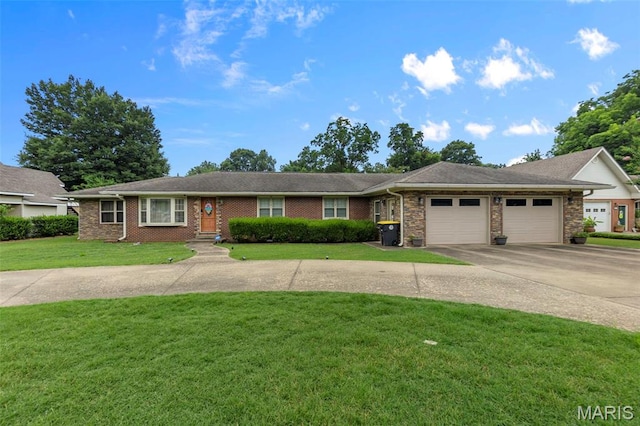 918 N Walnut St, Steele, MO 63877 - photo 1