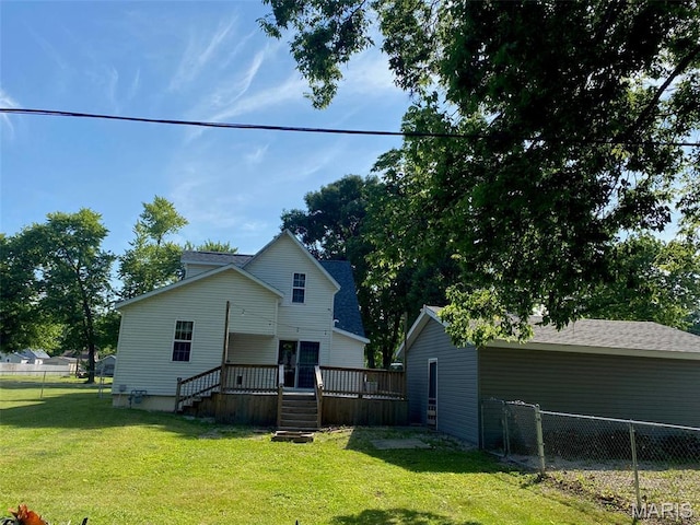 201 N Vine St, Nokomis, IL 62075 - back of house with a wooden deck