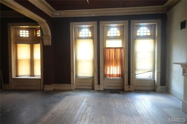 3632 Cook Ave, Saint Louis, MO 63113 - empty room with hardwood / wood-style floors and crown molding