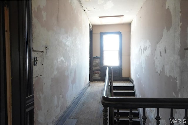 3632 Cook Ave, Saint Louis, MO 63113 - hall with wood finished floors