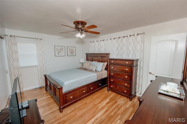 838 Hi Crest Dr, Saint Louis, MO 63125 - photo 14