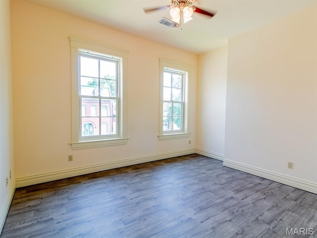 2409 Menard St, Saint Louis, MO 63104 - photo 11