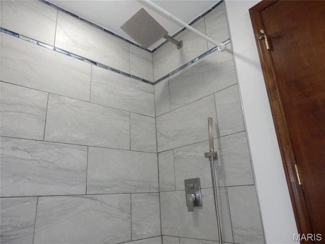 3754 Red Hawk Ct, Bridgeton, MO 63044 - photo 32