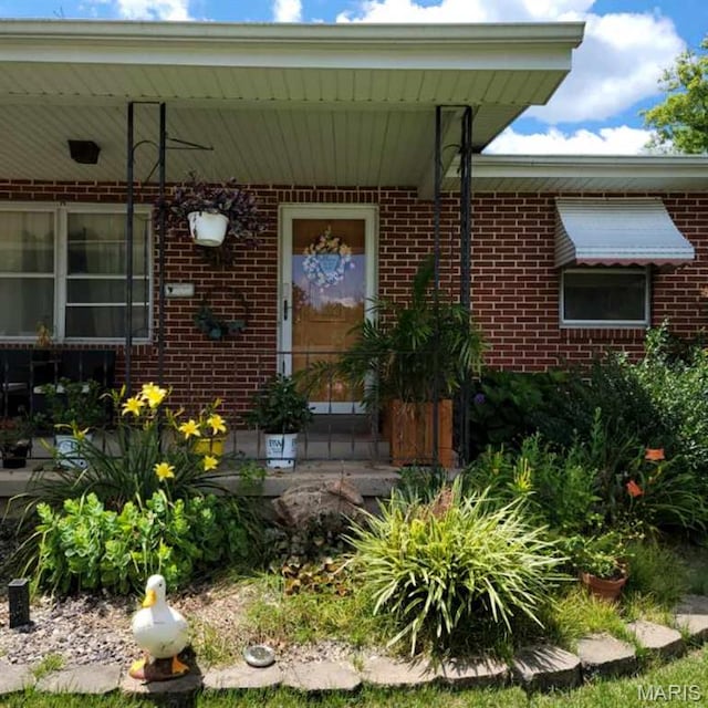 219 N Walnut St, Owensville, MO 65066 - photo 1