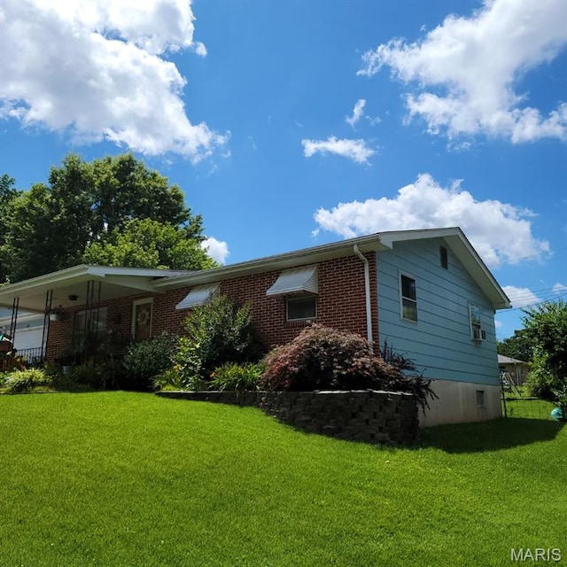 219 N Walnut St, Owensville, MO 65066 - photo 2
