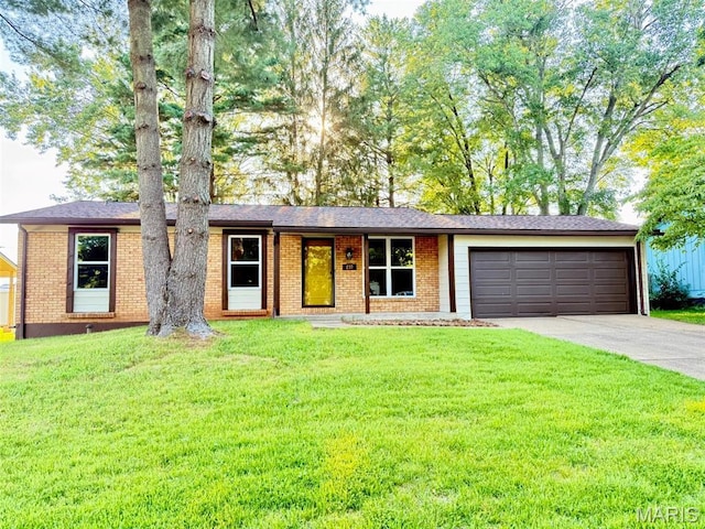 237 Gendale St, Farmington, MO 63640 - photo 1