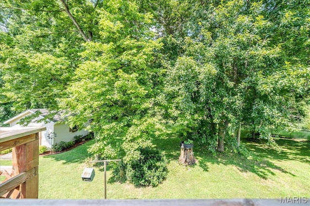 25 Whispering Oaks Dr, Washington, MO 63090 - view of green lawn