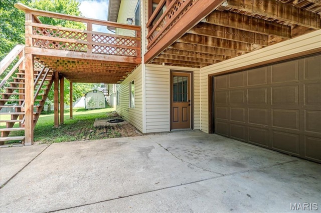 25 Whispering Oaks Dr, Washington, MO 63090 - garage featuring concrete driveway