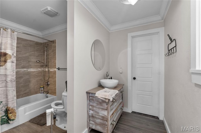 1658 County Road 435, Jackson, MO 63755 - bathroom featuring shower / tub combo, wood finished floors, vanity, and crown molding