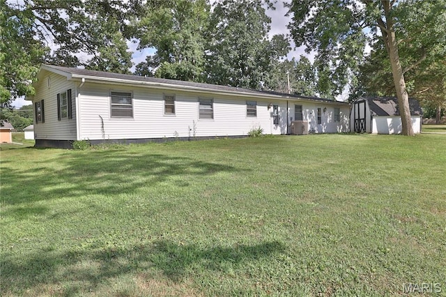17 Hilltop Dr, Hillsboro, IL 62049 - photo 6