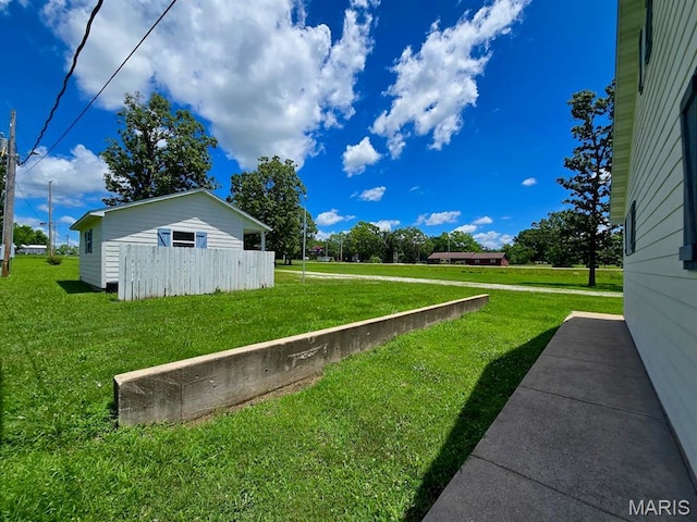 202 Maple, Licking, MO 65542 - view of grassy yard