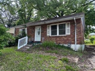 4705 Jordan St, Saint Louis, MO 63121 - photo 1