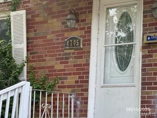 4705 Jordan St, Saint Louis, MO 63121 - photo 2