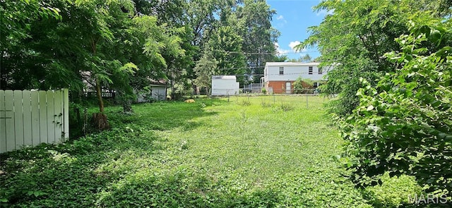 601 Chanslor, Ferguson, MO 63135 - view of yard