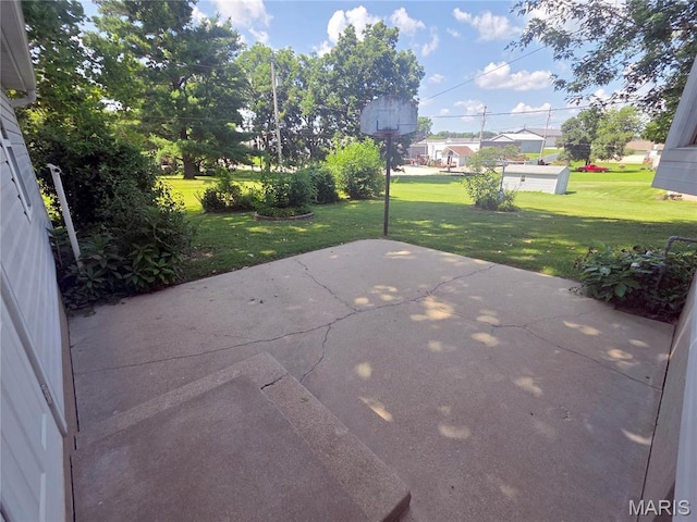 132 Linn Dr, Saint Genevieve, MO 63670 - view of patio