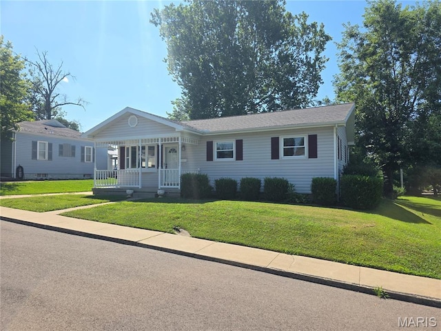 132 Linn Dr, Saint Genevieve, MO 63670 - ranch-style house with a porch and a front lawn