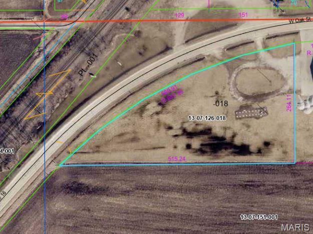 331 W Oak St, Witt, IL 62094