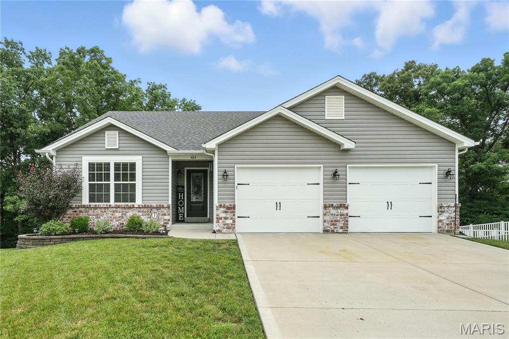 484 Indian Lake Dr, Wright City, MO 63390 - photo 1