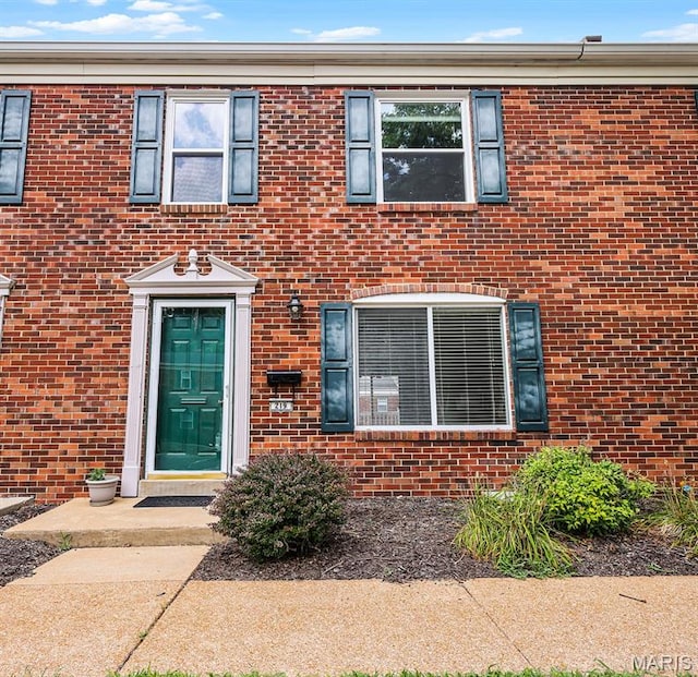 219 Charmers Ct, Saint Louis, MO 63122 - photo 2