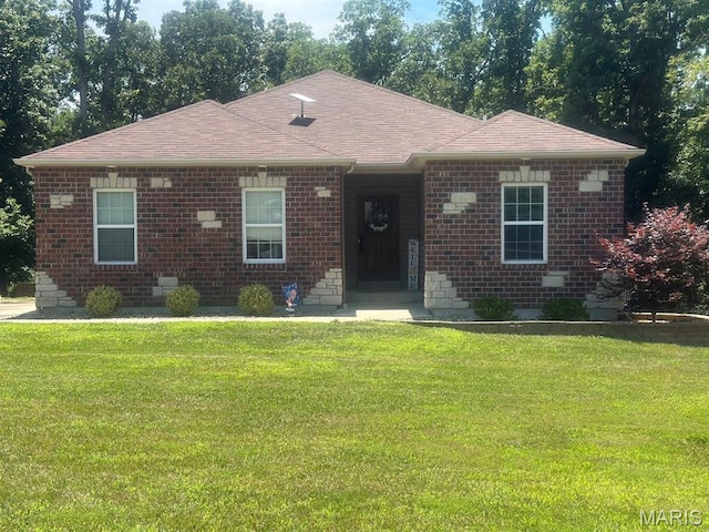 404 Deep Forest Dr, Hawk Point, MO 63349 - photo 1