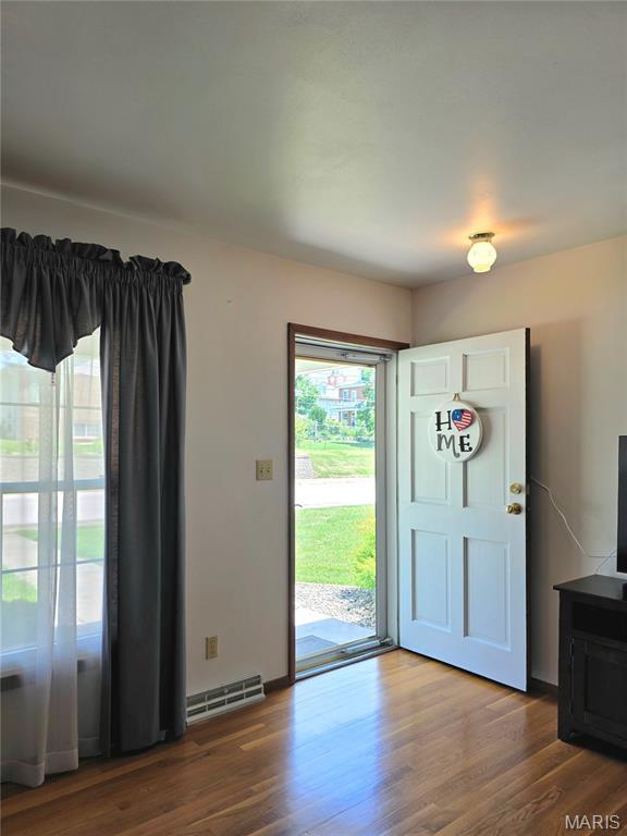 320 W 6th St, Washington, MO 63090 - foyer with wood finished floors