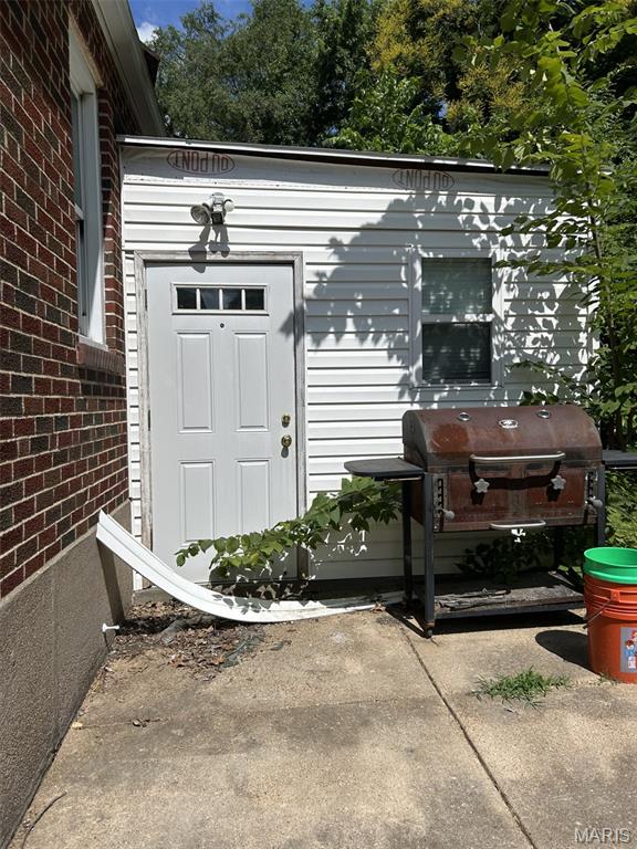 7127 Theodore Ave, Jennings, MO 63136