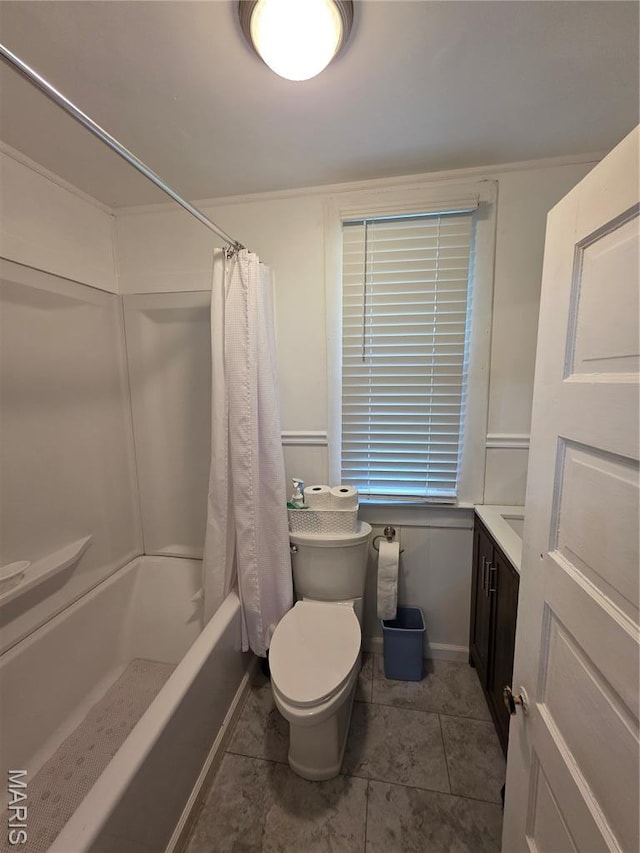 1414 Newton Ave, Johnston City, IL 62951 - bathroom featuring shower / bathtub combination with curtain and toilet