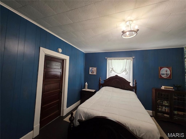 1414 Newton Ave, Johnston City, IL 62951 - bedroom featuring ornamental molding and baseboards