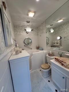 807B Wind Rivers Dr, Grafton, IL 62037 - bathroom featuring vanity