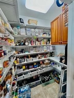 807B Wind Rivers Dr, Grafton, IL 62037 - view of pantry
