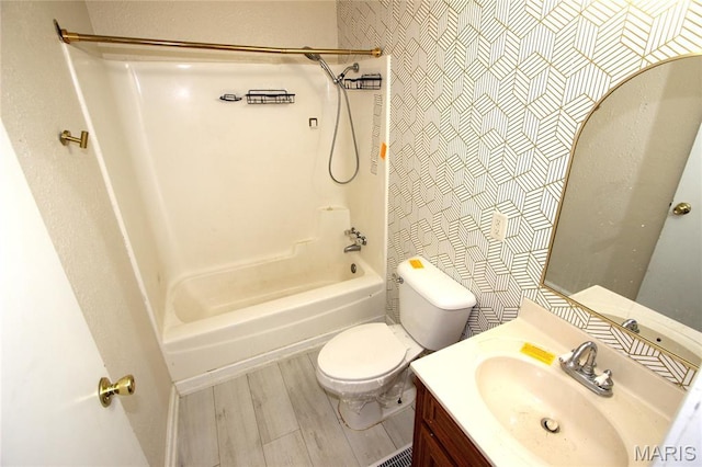 420 Lake Dr, Bonne Terre, MO 63628 - full bath featuring washtub / shower combination, vanity, and wood finished floors