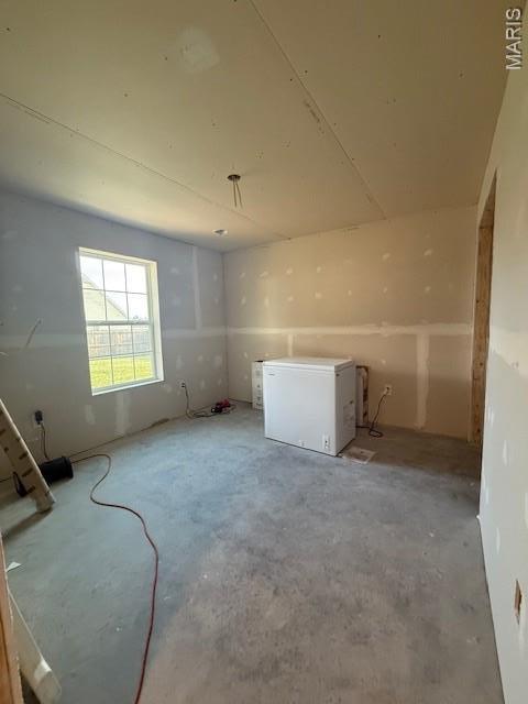 2519 Cortland Dr, Jackson, MO 63755 - view of empty room