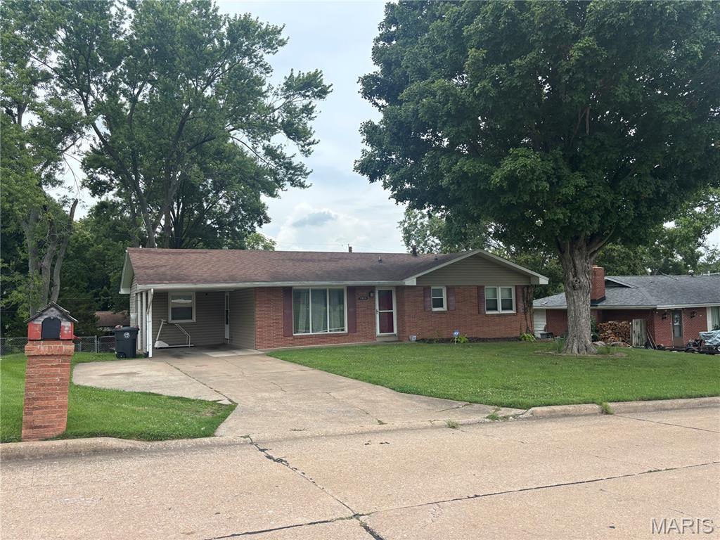 2412 Masters Dr, Cape Girardeau, MO 63701 - photo 1
