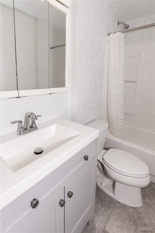 711 Erskine Ave, Lemay Township, MO 63125 - full bathroom with vanity, shower / tub combo with curtain, a textured wall, and tile patterned flooring