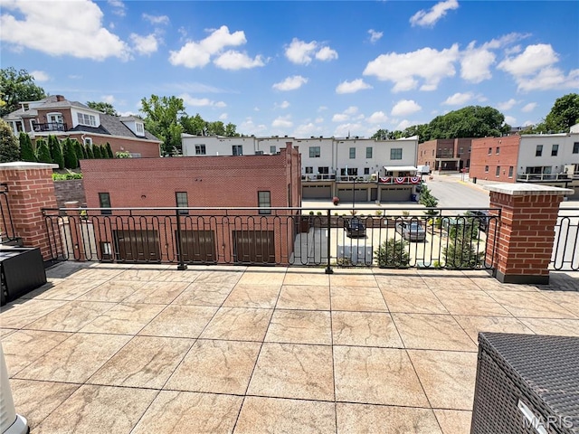 4 Market St, Washington, MO 63090 - view of patio featuring a residential view