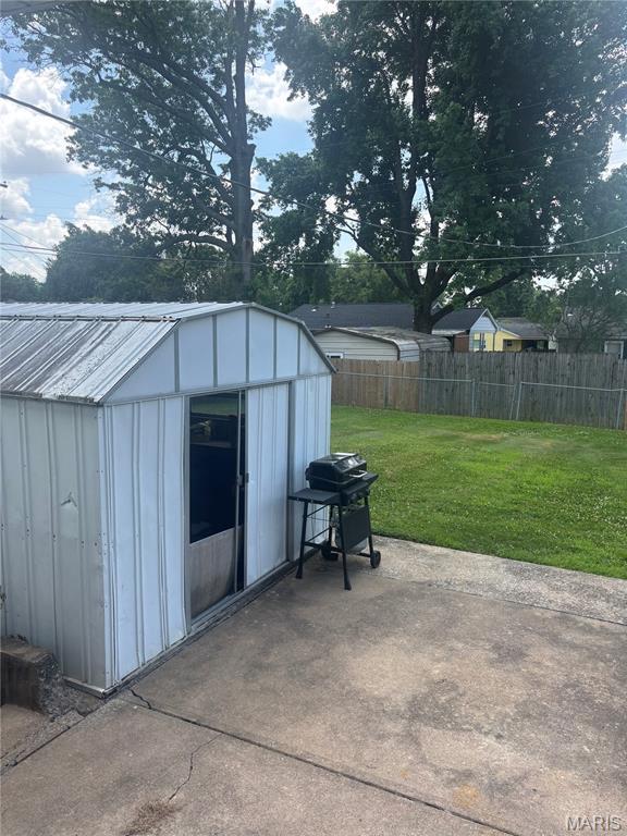 1819 College St, Cape Girardeau, MO 63703 - photo 2