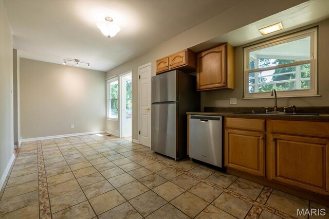 824 Ruth Dr, Saint Charles, MO 63301 - photo 13