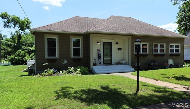 158 Church St, Bonne Terre, MO 63628 - bungalow featuring roof with shingles and a front lawn