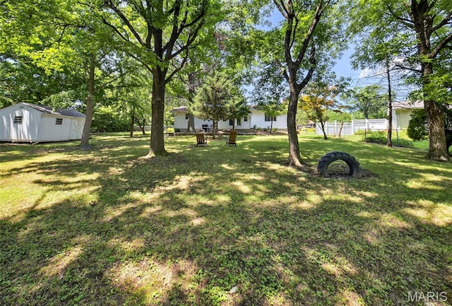 1002 Arlington Dr, Saint Charles, MO 63303 - view of yard featuring an outbuilding