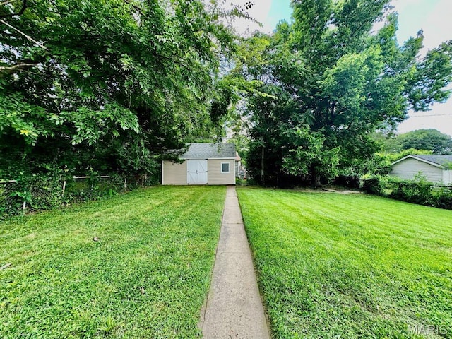 1604 Quendo Ave, Saint Louis, MO 63130 - view of yard with a storage unit