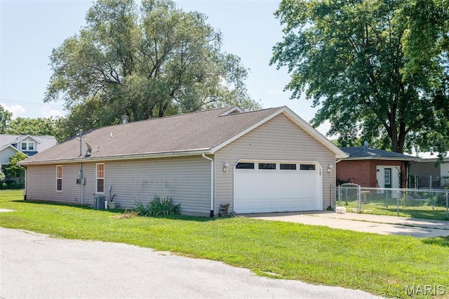 307 N Douglas St, Saint Jacob, IL 62281 - photo 9
