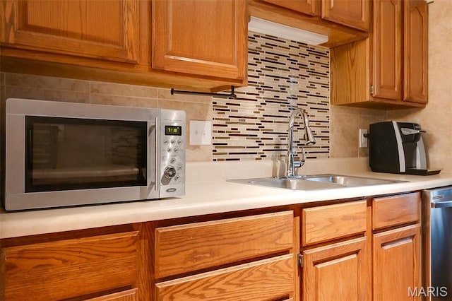 936 Amaral Cir, Bellefontaine Nghbrs, MO 63137 - photo 18