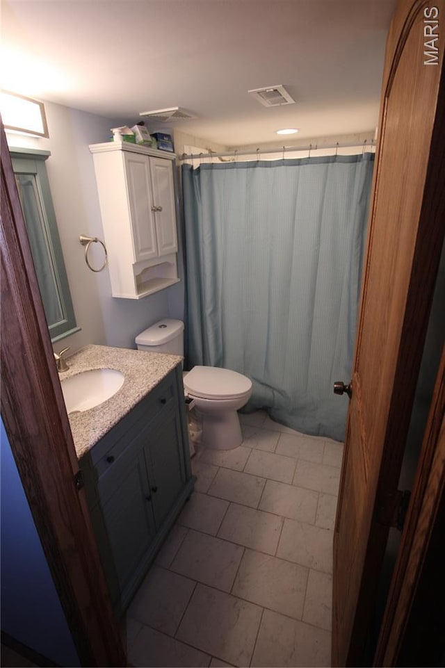 2890 Tommy Dr, Arnold, MO 63010 - bathroom featuring vanity and a shower with curtain