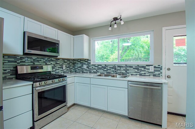 2294 Westglen Park Dr, Maryland Heights, MO 63043 - photo 24