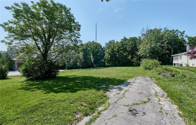12040 Conway Rd, Saint Louis, MO 63131