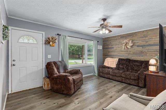 305 W 8th St, Staunton, IL 62088 - photo 4