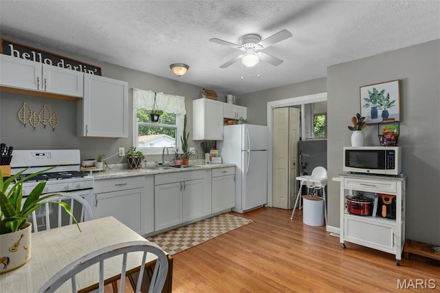 305 W 8th St, Staunton, IL 62088 - photo 7