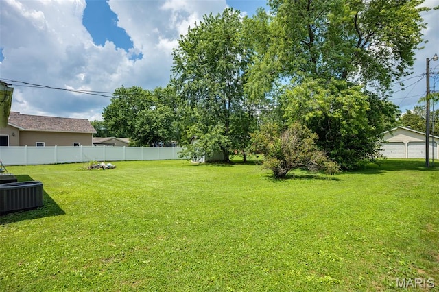 305 W 8th St, Staunton, IL 62088 - photo 18