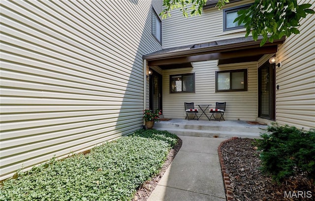 1842 Moonstone Dr, Maryland Heights, MO 63146 - photo 2