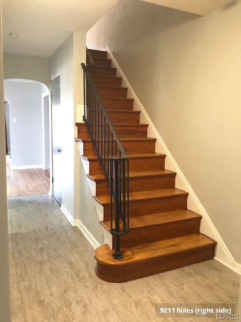 9211 Niles Pl, Affton, MO 63123 - photo 40